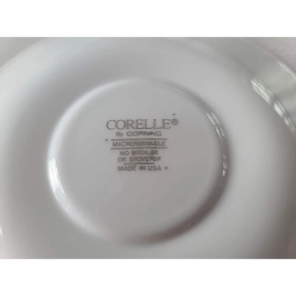 Vintage Corning USA 17 Cups And Saucers
